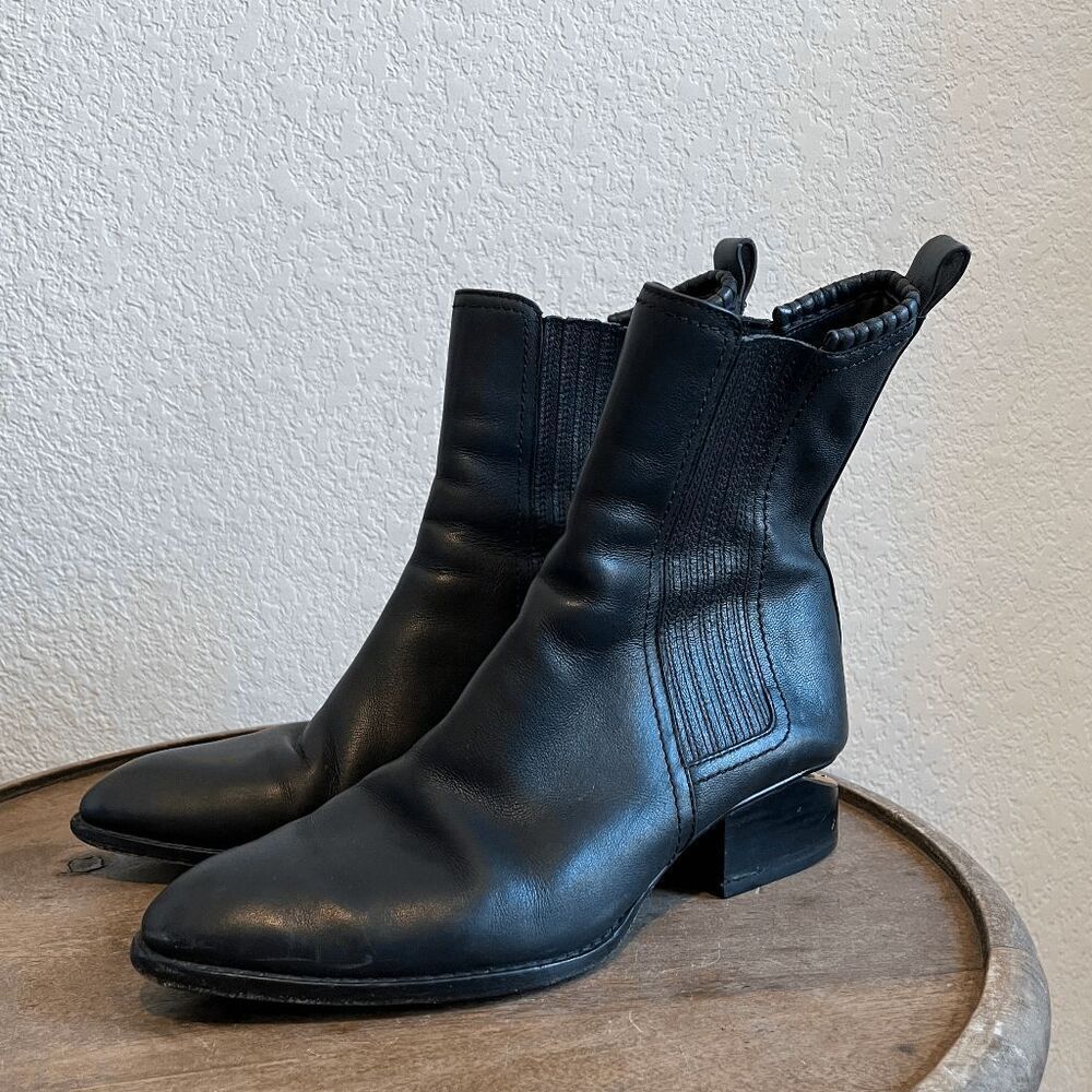 Alexander Wang Anouck Leather Rose Gold Black Chelsea Boots Womens 37 US 7